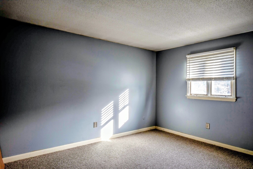 3636 North Main Street, Unit 5 Fall River, MA 02720 - Photo 12 of 16