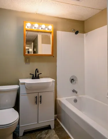 $259,900 | 3636 North Main Street, Unit 5, Fall River, MA 02720