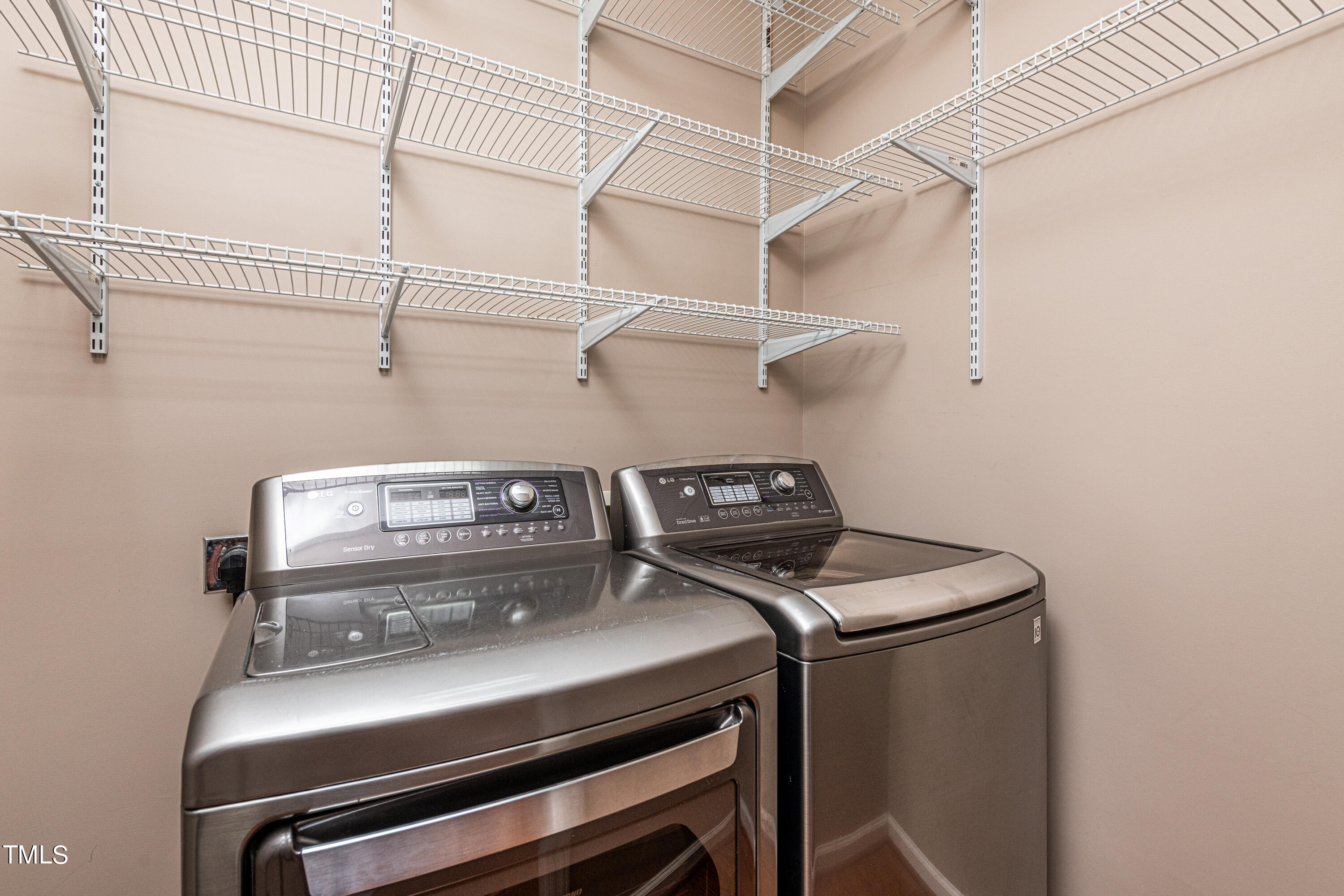 8231 Allyns Landing Way, Unit 301 Raleigh, NC 27615 - Photo 25 of 32 025_Laundry