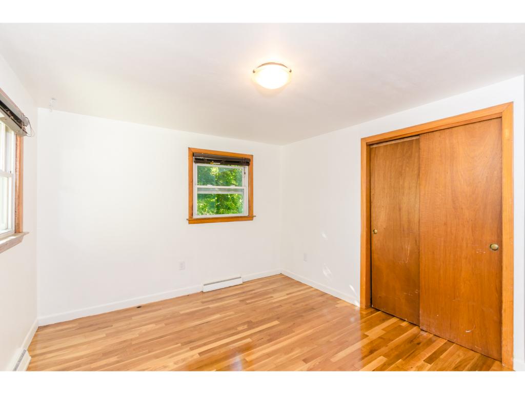 12 Conant Road Nashua, NH 03062 - Photo 13 of 31