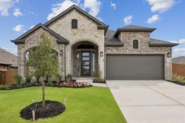 $419,699 | 3822 Walnut Crk Drive, Crandall, TX 75114
