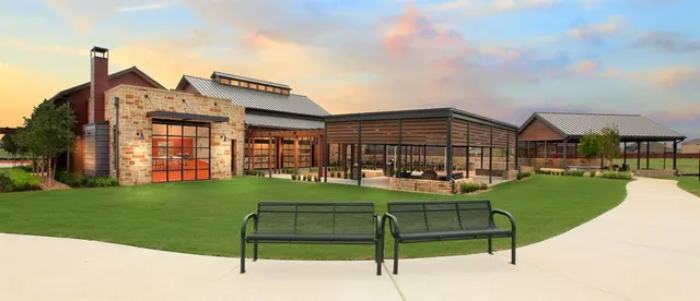 $424,669 | 3822 Walnut Crk Drive, Crandall, TX 75114