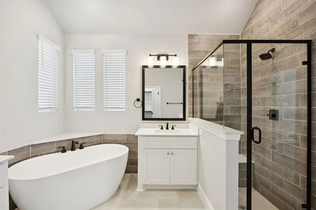 $424,669 | 3822 Walnut Crk Drive, Crandall, TX 75114