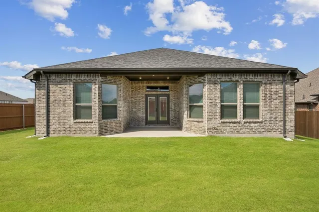 $424,669 | 3822 Walnut Crk Drive, Crandall, TX 75114