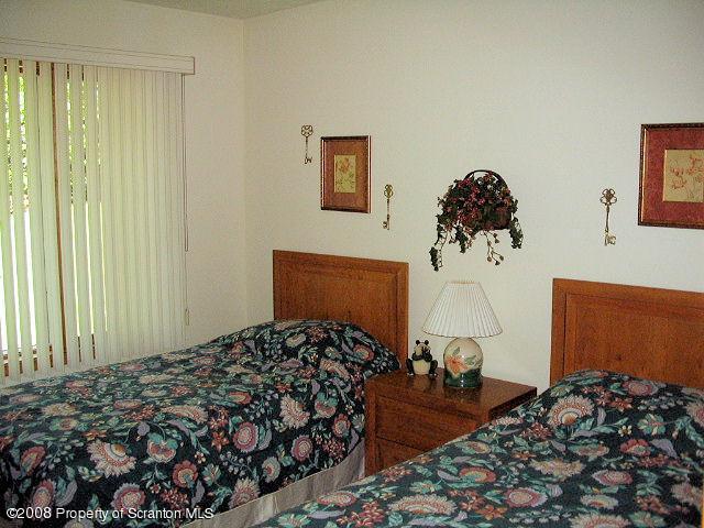 102 Birch Ledge Road Canadensis, PA 18325 - Photo 16 of 18 Gallery Image 16