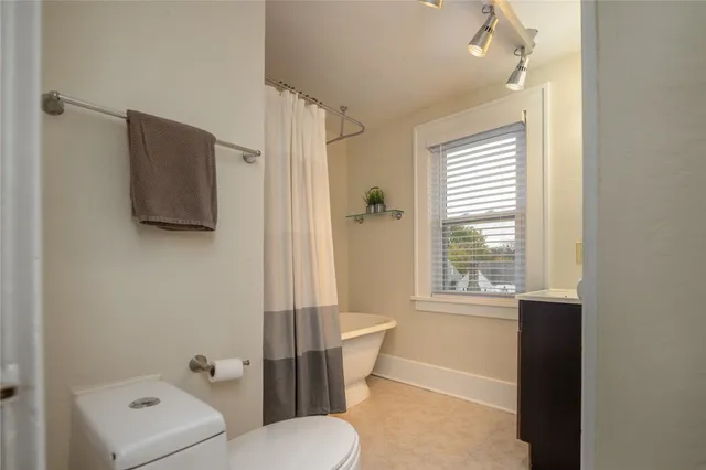 $225,000 | 49 Orland Road, Irondequoit, NY 14622