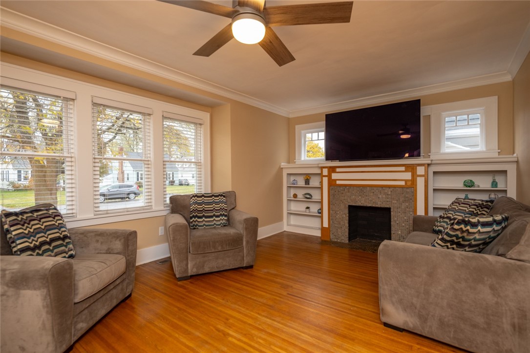 49 Orland Road Irondequoit, NY 14622 - Photo 3 of 37