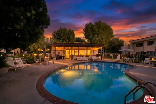 $349,000 | 11813 Runnymede Street, Unit 47, North Hollywood, CA 91605