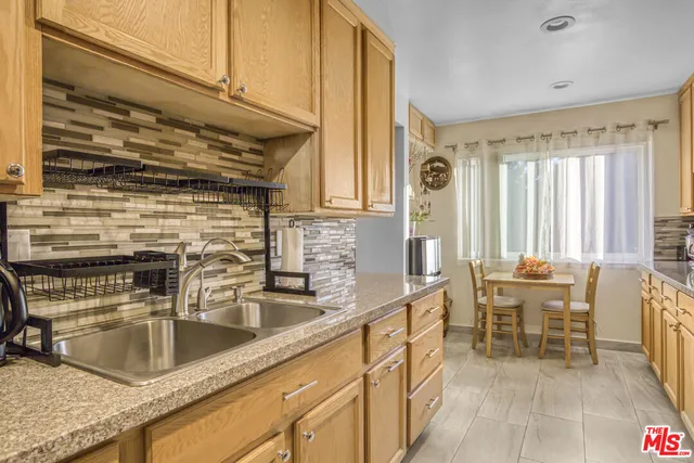 $349,000 | 11813 Runnymede Street, Unit 47, North Hollywood, CA 91605