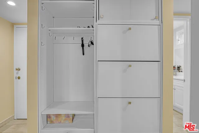 $349,000 | 11813 Runnymede Street, Unit 47, North Hollywood, CA 91605