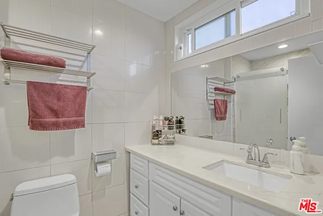 $349,000 | 11813 Runnymede Street, Unit 47, North Hollywood, CA 91605