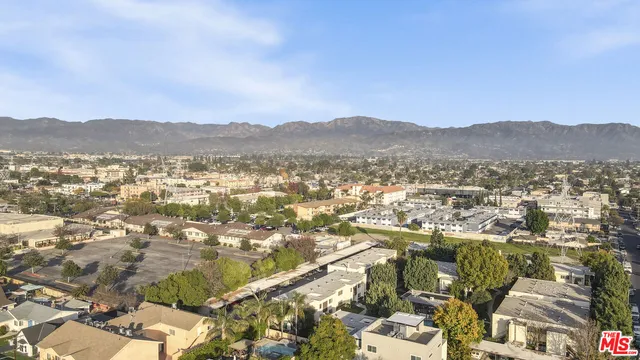 $349,000 | 11813 Runnymede Street, Unit 47, North Hollywood, CA 91605