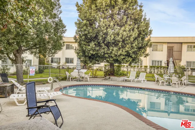 $349,000 | 11813 Runnymede Street, Unit 47, North Hollywood, CA 91605