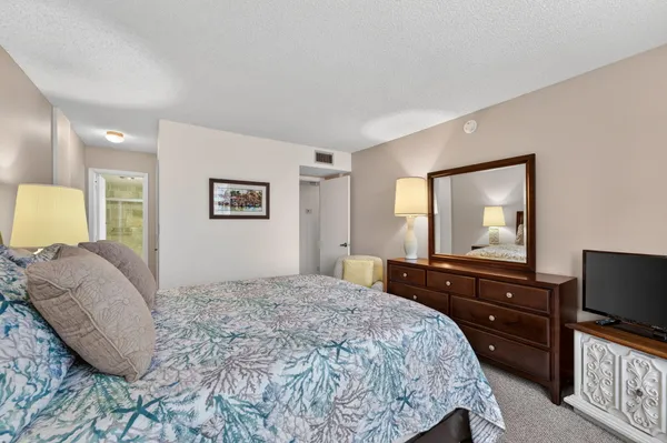 $359,000 | 1009 North Ocean Boulevard, Unit 312, Pompano Beach, FL 33062