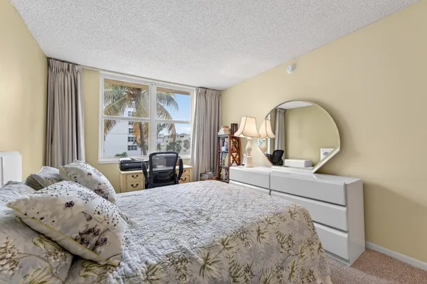 $359,000 | 1009 North Ocean Boulevard, Unit 312, Pompano Beach, FL 33062