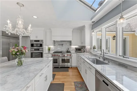 $1,875,000 | 38 Gondola Avenue, Jamestown, RI 02835