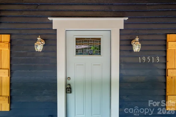 $339,900 | 19513 Meridian Street, Cornelius, NC 28031