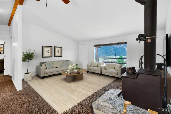 $485,537 | 25 Woodland Dr Garden Valley, Garden Valley, ID 83622