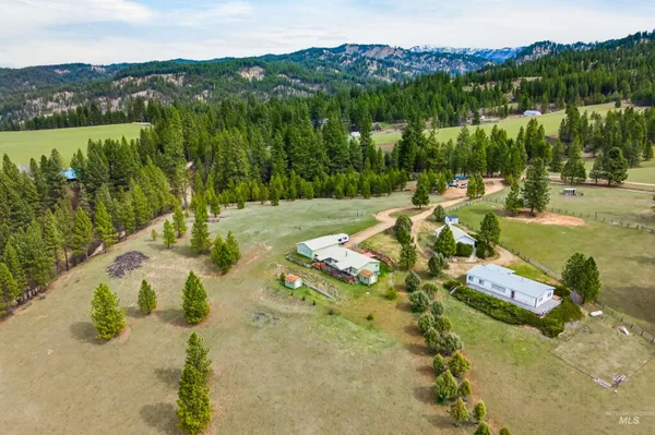 $485,537 | 25 Woodland Dr Garden Valley, Garden Valley, ID 83622