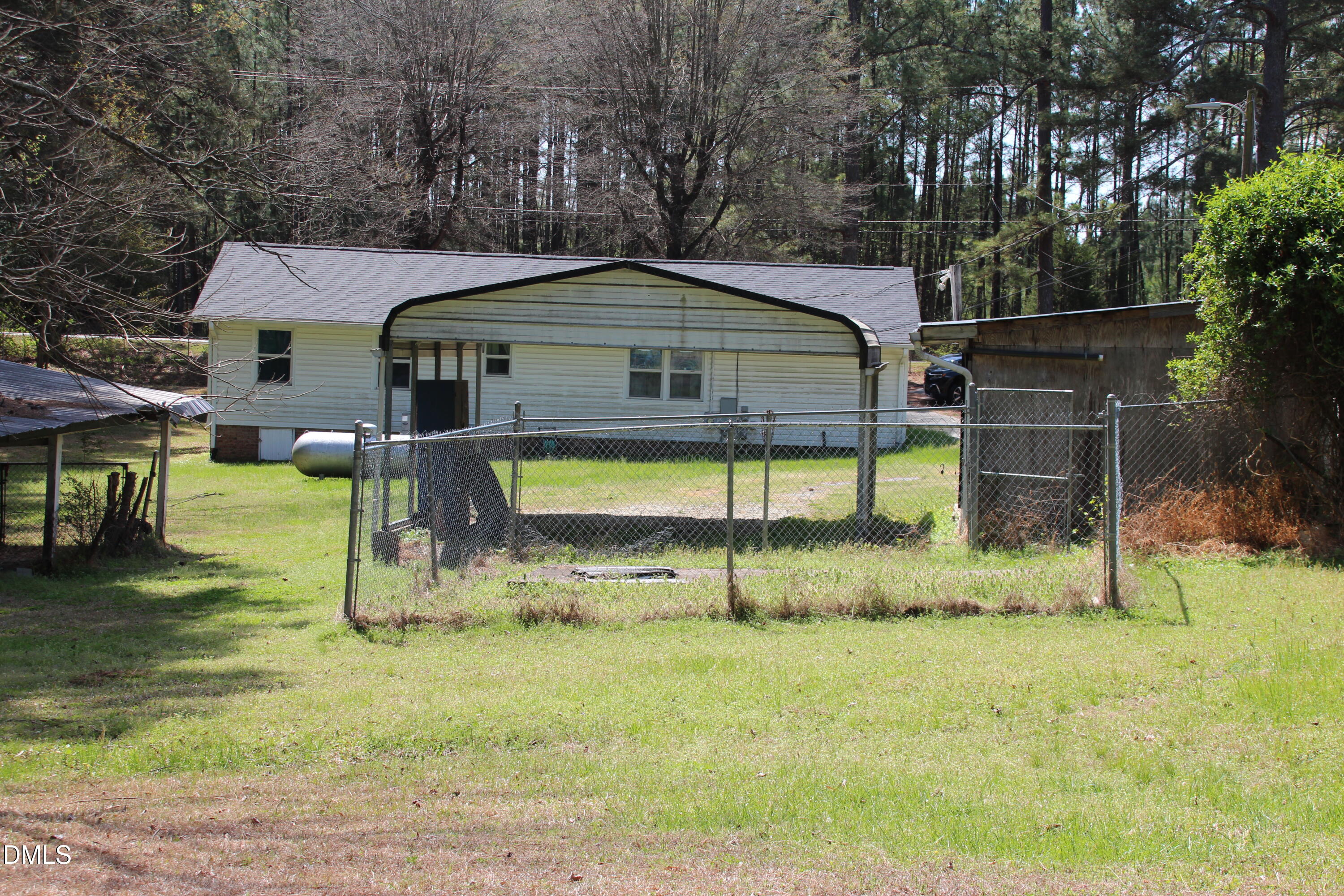 822 Clayton Road Durham, NC 27703 - Photo 10 of 14 IMG_6861