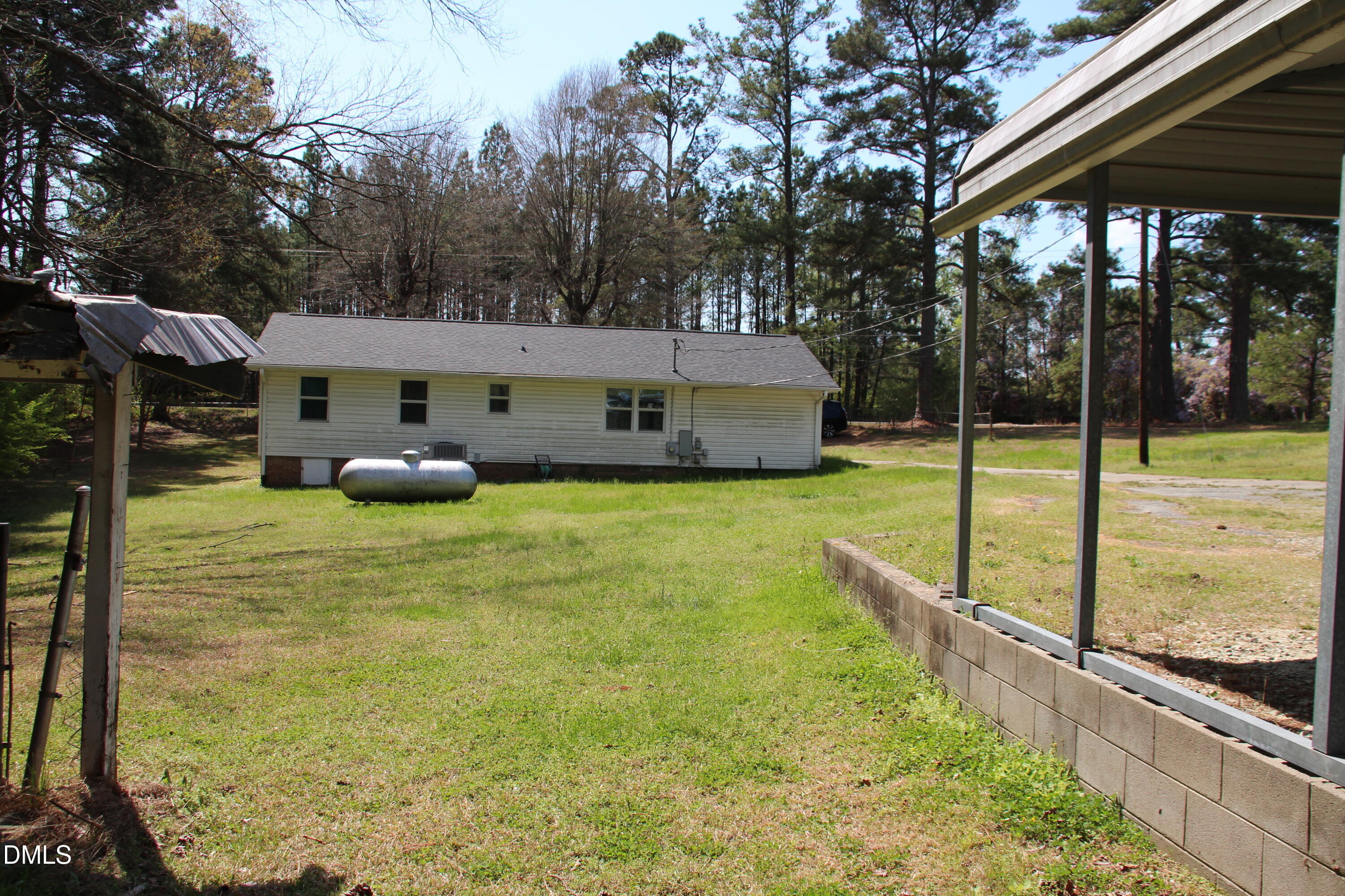 822 Clayton Road Durham, NC 27703 - Photo 7 of 14 IMG_6868