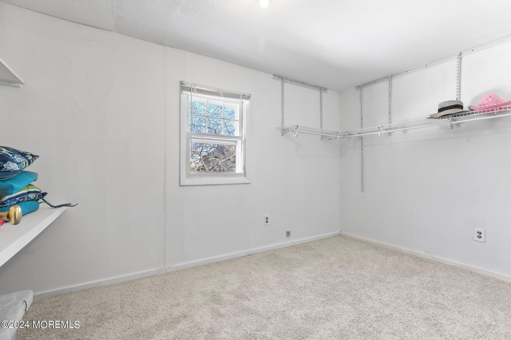 323 Valley Road Neptune Township, NJ 07753 - Photo 23 of 33 29-web-or-mls-085A1873