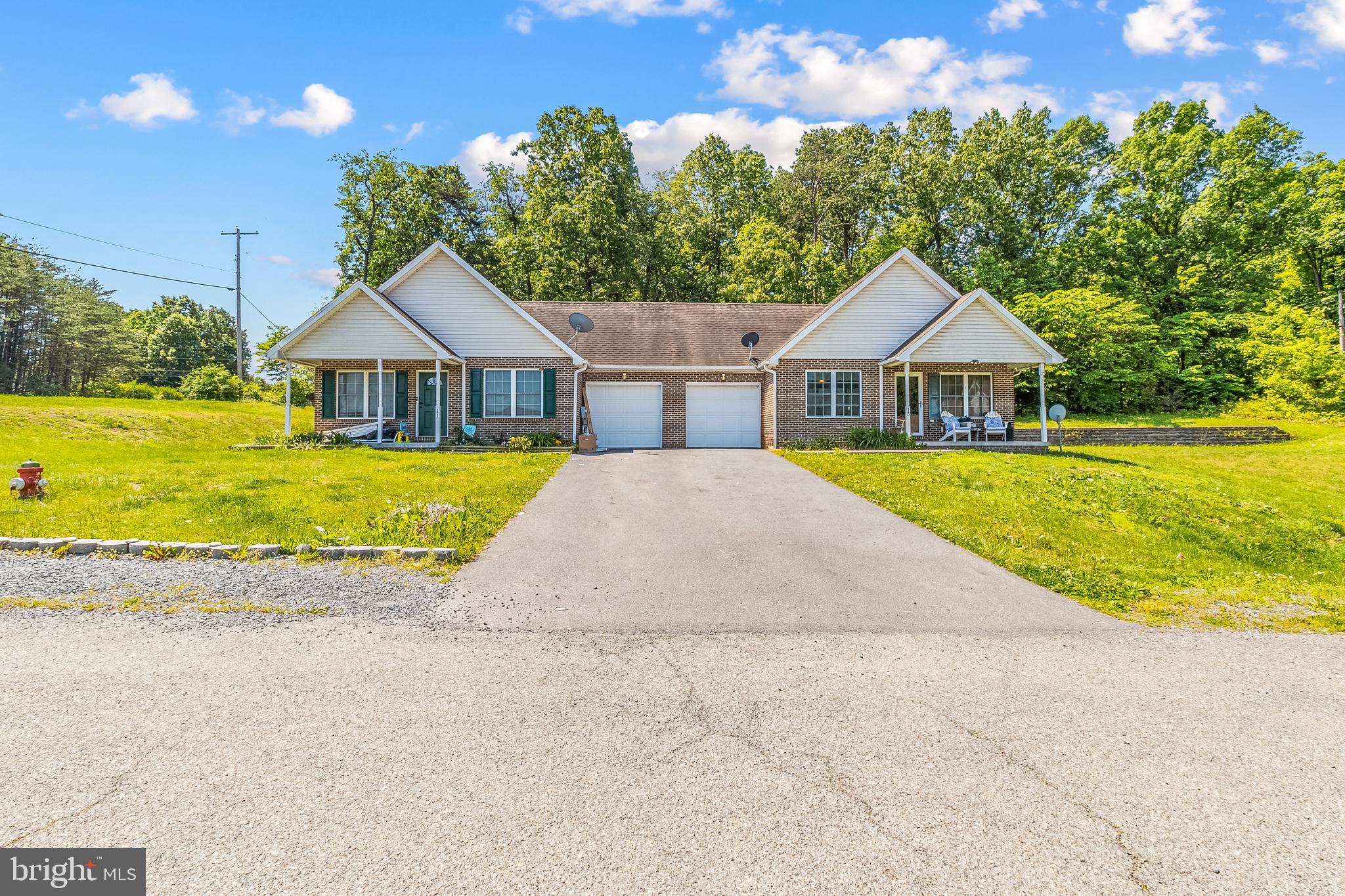 11 Galbus Court Falling Waters, WV 25419 - Photo 3 of 27