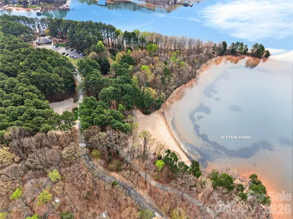 $569,000 | 20314 Colony Point Lane, Cornelius, NC 28031