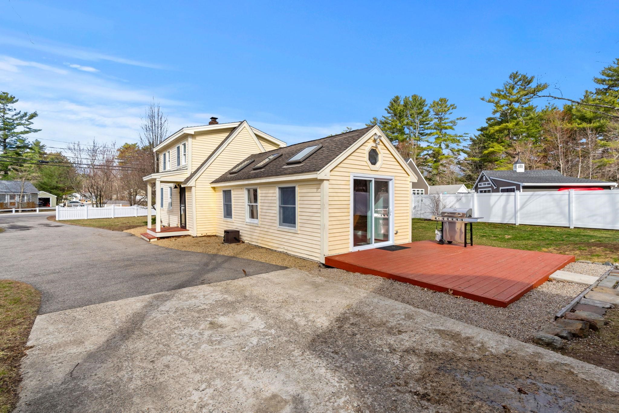 71 Old Rochester Road Dover, NH 03820 - Photo 33 of 40