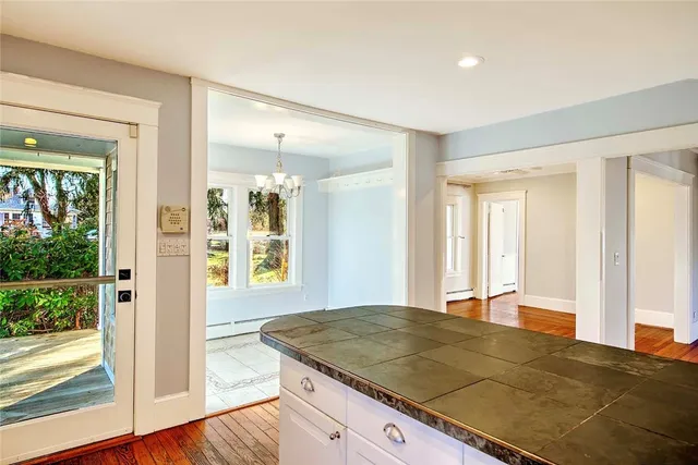 $3,500 | 18 Orchard Avenue, Barrington, RI 02806