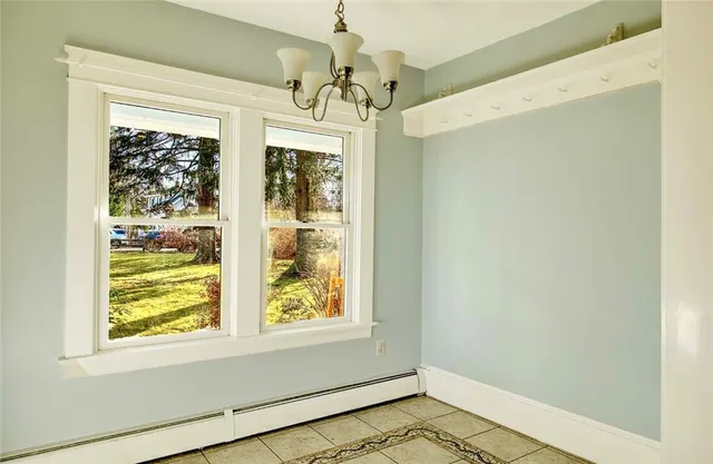 $3,500 | 18 Orchard Avenue, Barrington, RI 02806