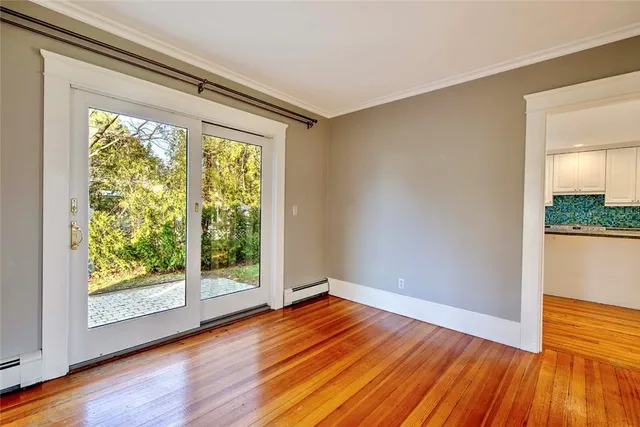 $3,500 | 18 Orchard Avenue, Barrington, RI 02806