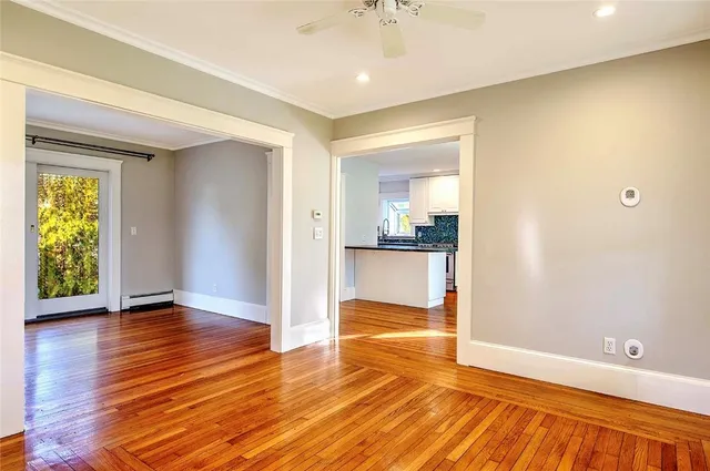 $3,500 | 18 Orchard Avenue, Barrington, RI 02806