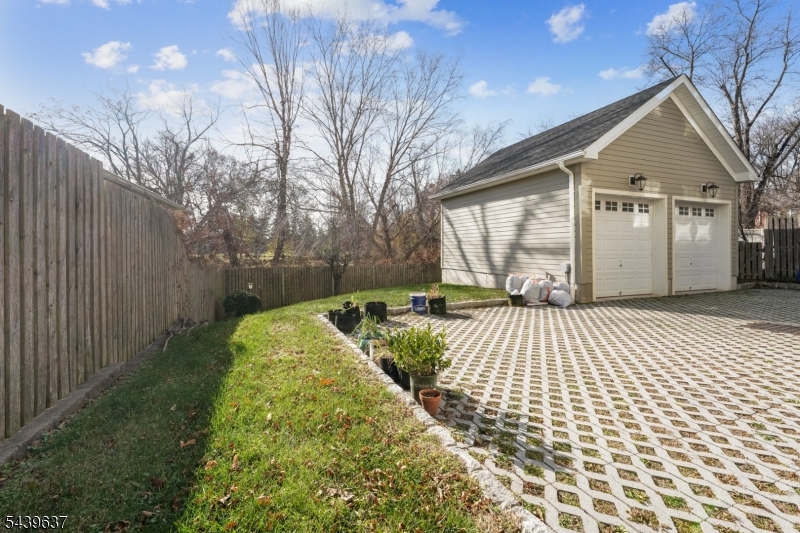 48 Mechanic Street Millburn, NJ 07041 - Photo 3 of 24