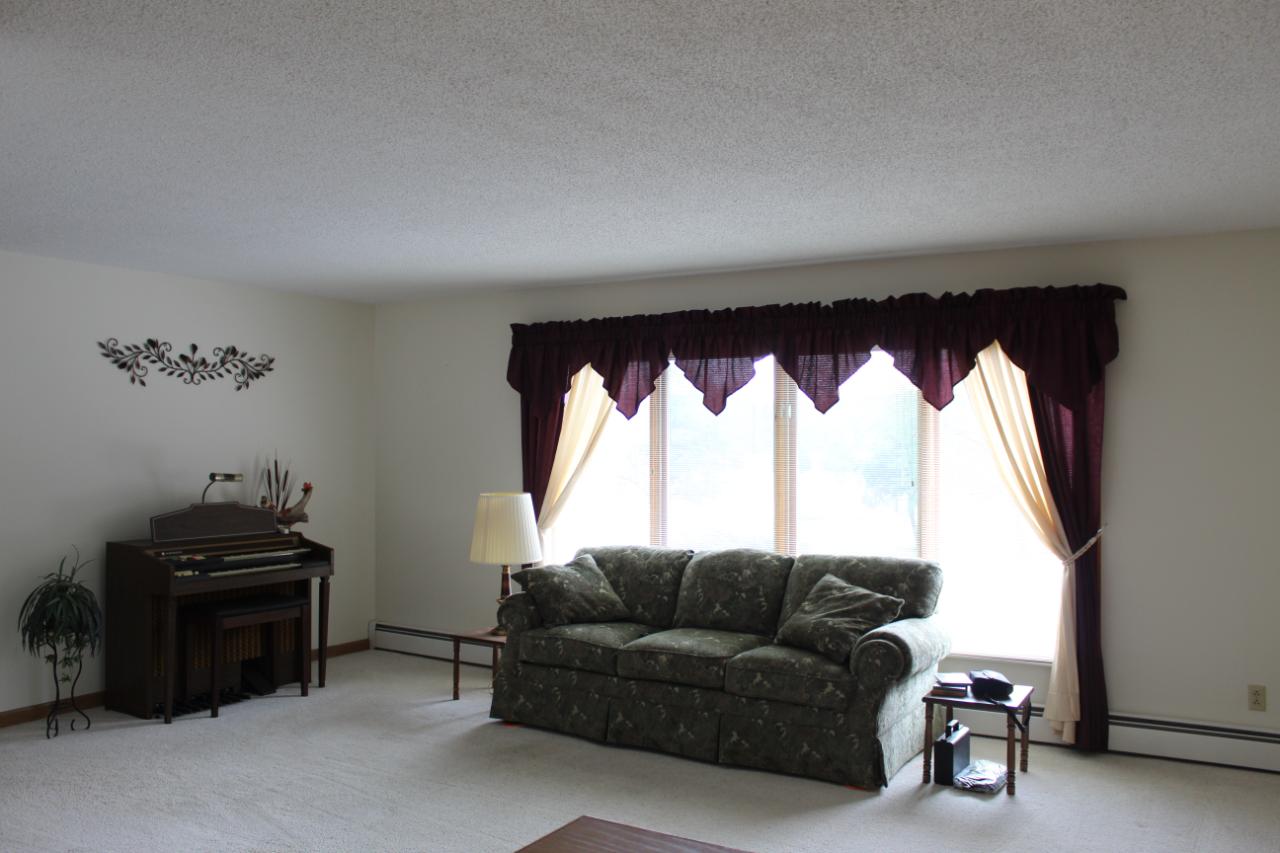 852 West Phillip Street Rhinelander, WI 54501 - Photo 5 of 19 Gallery Image 5