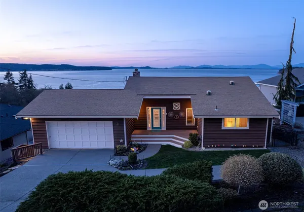 $999,000 | 21 East Conley Drive, Camano Island, WA 98282