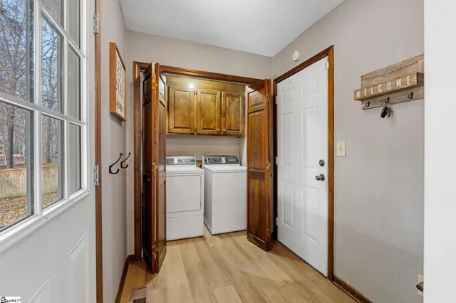 $398,500 | 1106 Willow Branch Drive, Simpsonville, SC 29680