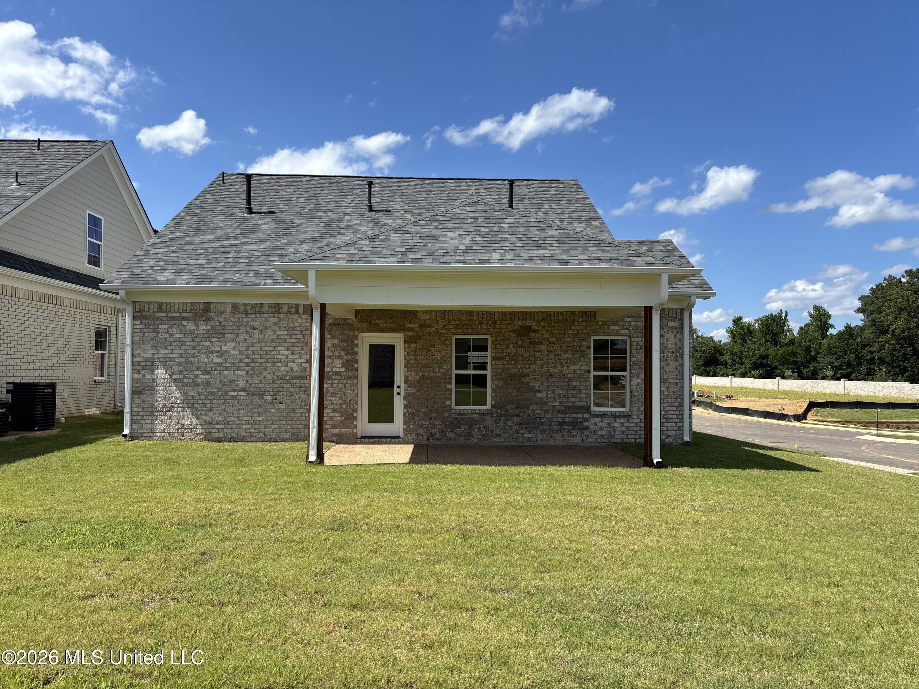 6045 River Birch Road East Walls, MS 38680 - Photo 2 of 5 80290231150__CBC61E6A-96FE-4013-AC1D-43A