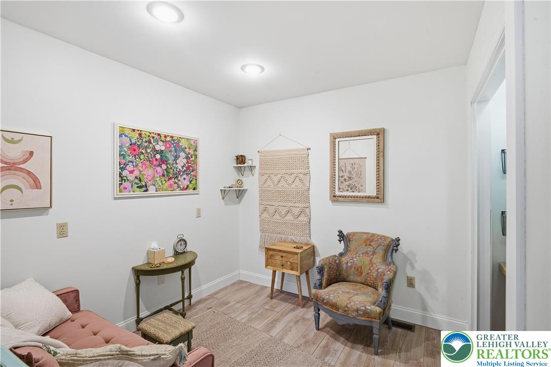 2160 Kecks Road Fogelsville, PA 18051 - Photo 31 of 58 a living room with furniture and a couch