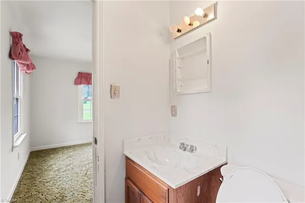 $289,500 | 320 Forest Park Drive, Denton, NC 27239