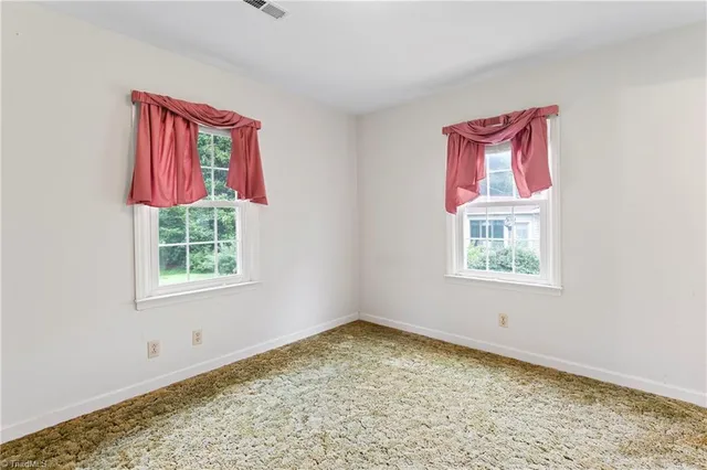 $309,900 | 320 Forest Park Drive, Denton, NC 27239