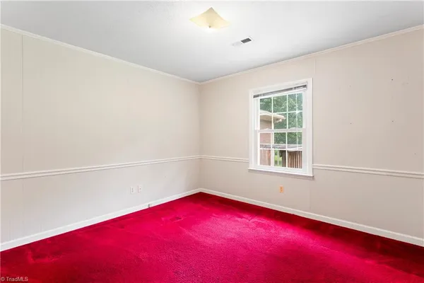 $289,500 | 320 Forest Park Drive, Denton, NC 27239