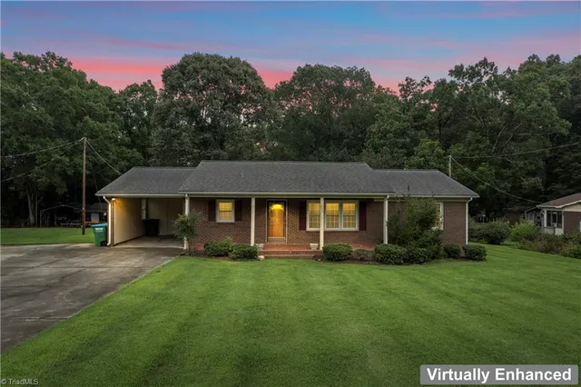 $309,900 | 320 Forest Park Drive, Denton, NC 27239