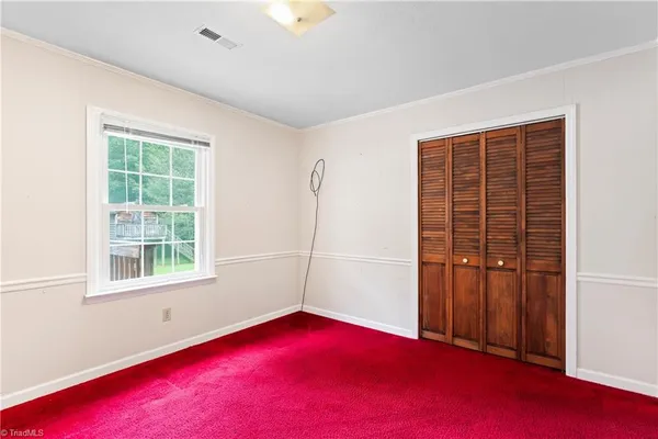 $289,500 | 320 Forest Park Drive, Denton, NC 27239