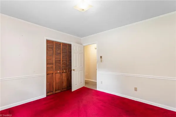 $289,500 | 320 Forest Park Drive, Denton, NC 27239