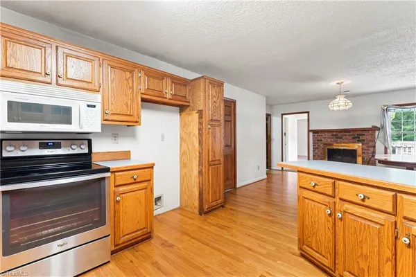 $289,500 | 320 Forest Park Drive, Denton, NC 27239