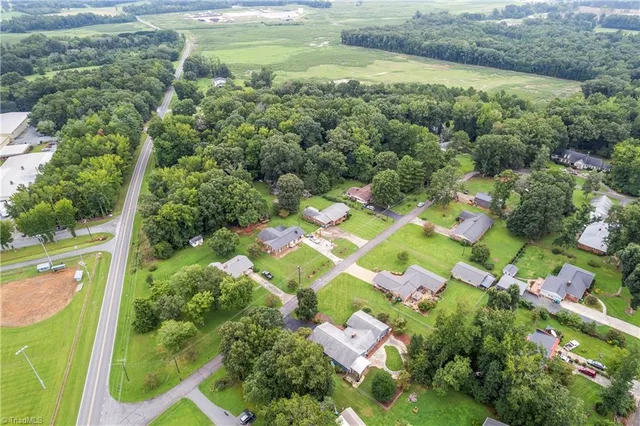 $309,900 | 320 Forest Park Drive, Denton, NC 27239