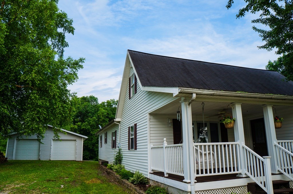 612 Peerless Road Bedford, IN 47421 - Photo 3 of 22