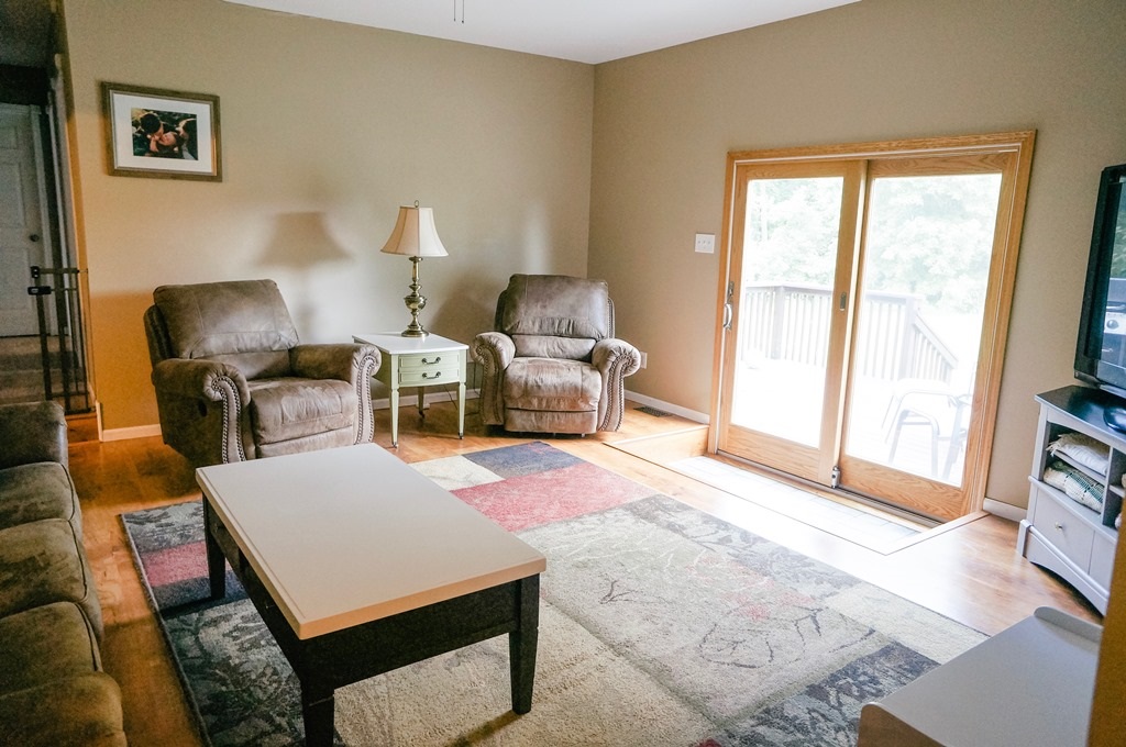 612 Peerless Road Bedford, IN 47421 - Photo 4 of 22