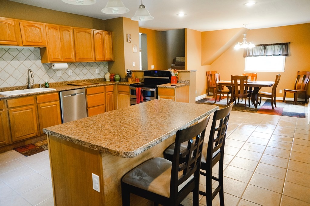 612 Peerless Road Bedford, IN 47421 - Photo 8 of 22